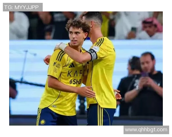 友谊赛精彩回顾里昂大胜本菲卡红牌事件引发全场热议与十大进球集锦