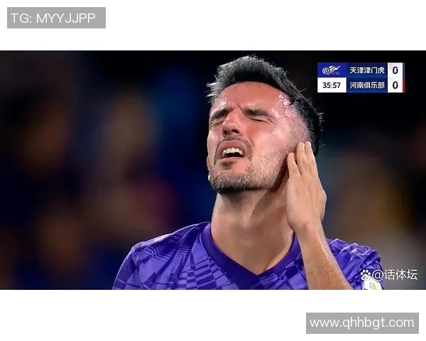 意甲焦点战：本菲卡与曼联激战成平局绝杀瞬间引发全场热烈反响