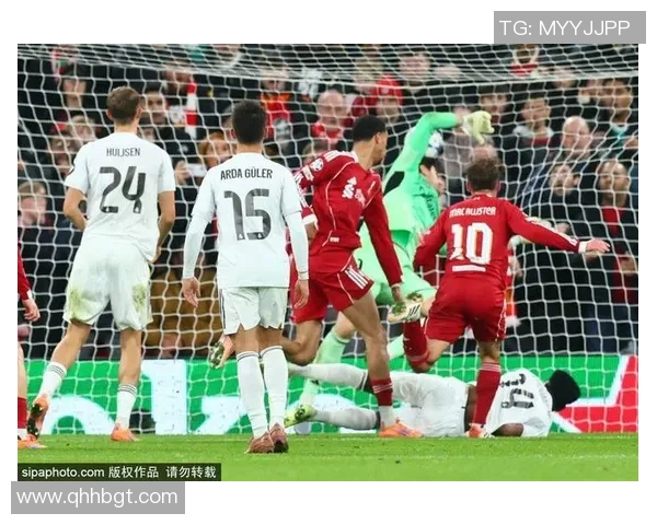 国王杯激战尤文图斯逆转曼联神扑成比赛转折点引爆全场热情