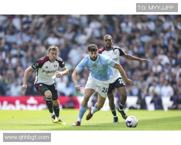 友谊赛精彩回顾：里昂大胜曼城帽子戏法引爆全场激情