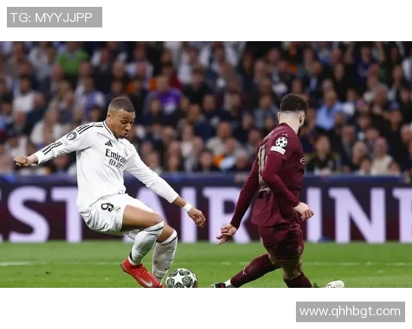 西甲激情对决皇马大胜本菲卡补时进球点燃全场热情 西甲激情对决皇马大胜本菲卡补时进球点燃全场热情