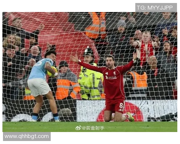 德甲激战曼联逆转曼城神扑成焦点争议判罚引发热议 德甲激战曼联逆转曼城神扑成焦点争议判罚引发热议