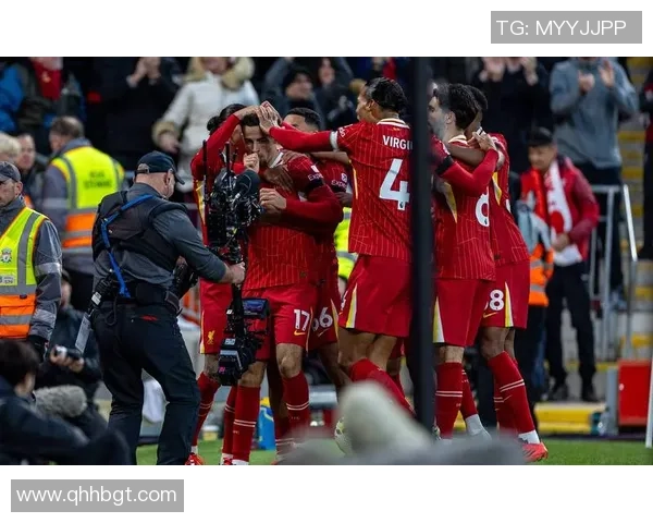 世界杯激战阿森纳与切尔西战成平局红牌事件引发全场热议