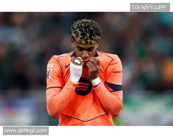 西甲经典对决巴萨惊险逆转曼联全场沸腾的瞬间分析 西甲经典对决巴萨惊险逆转曼联全场沸腾的瞬间分析